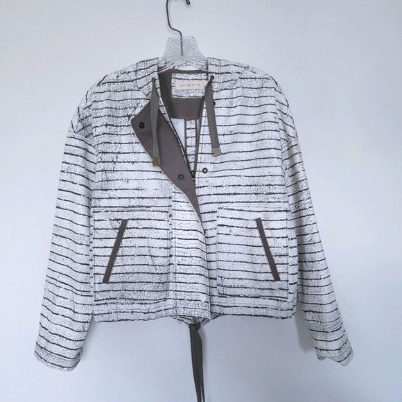 Tory Burch 'Nadia' Print Hooded Crop JacketSmall - Picture 3 of 8